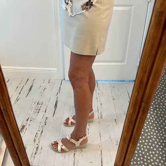 The perfect retail working shoe! - Picture 2 of 6